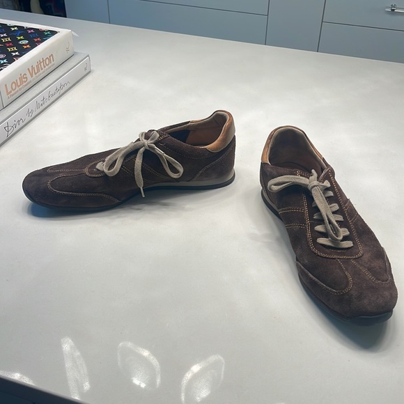 Cole Haan suede sneakers with Nike Air soles - Picture 2 of 5